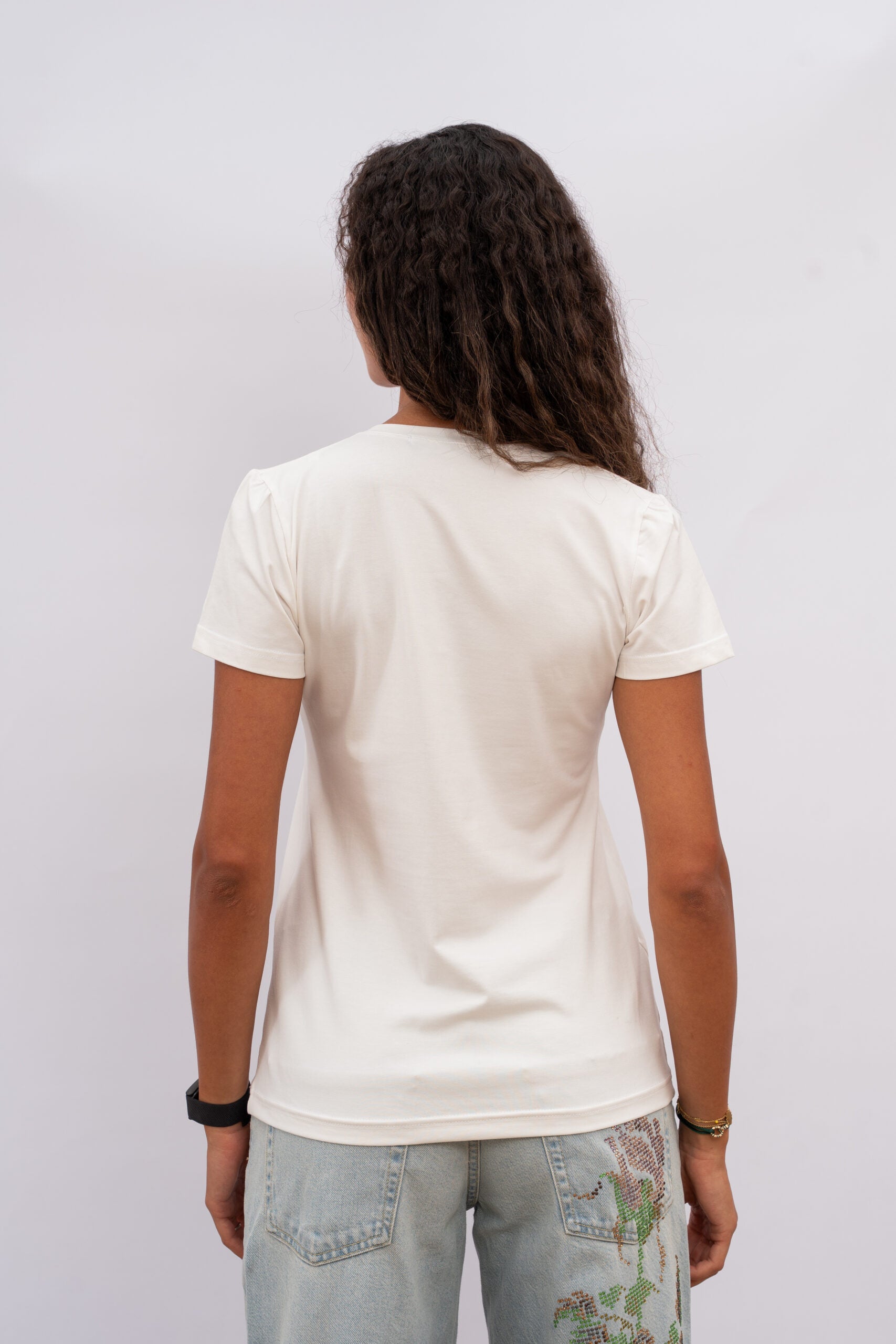 Plain V-Cut White